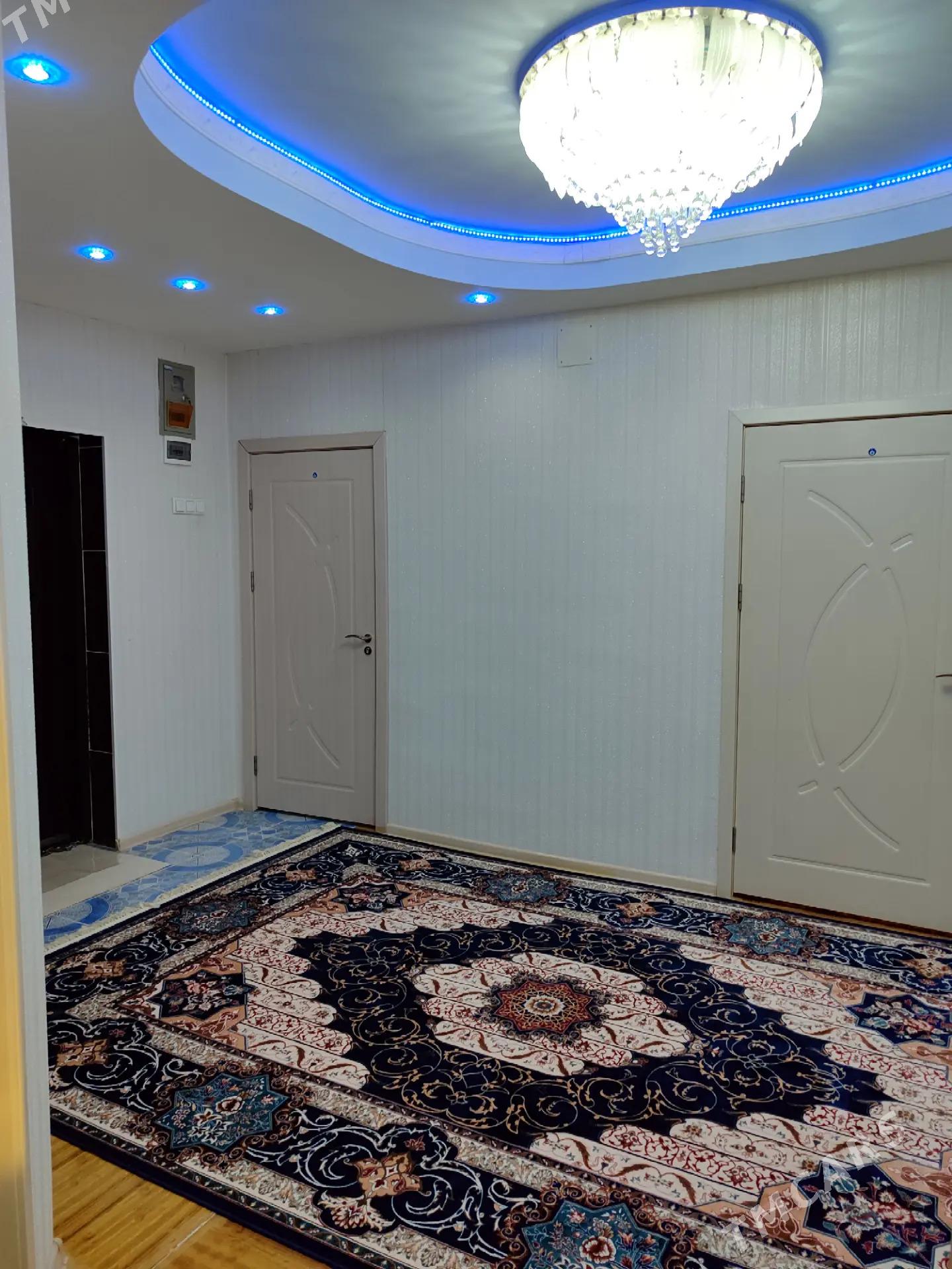 Kalinin koce 4/4, 2+1 komnat - Aşgabat - img 7