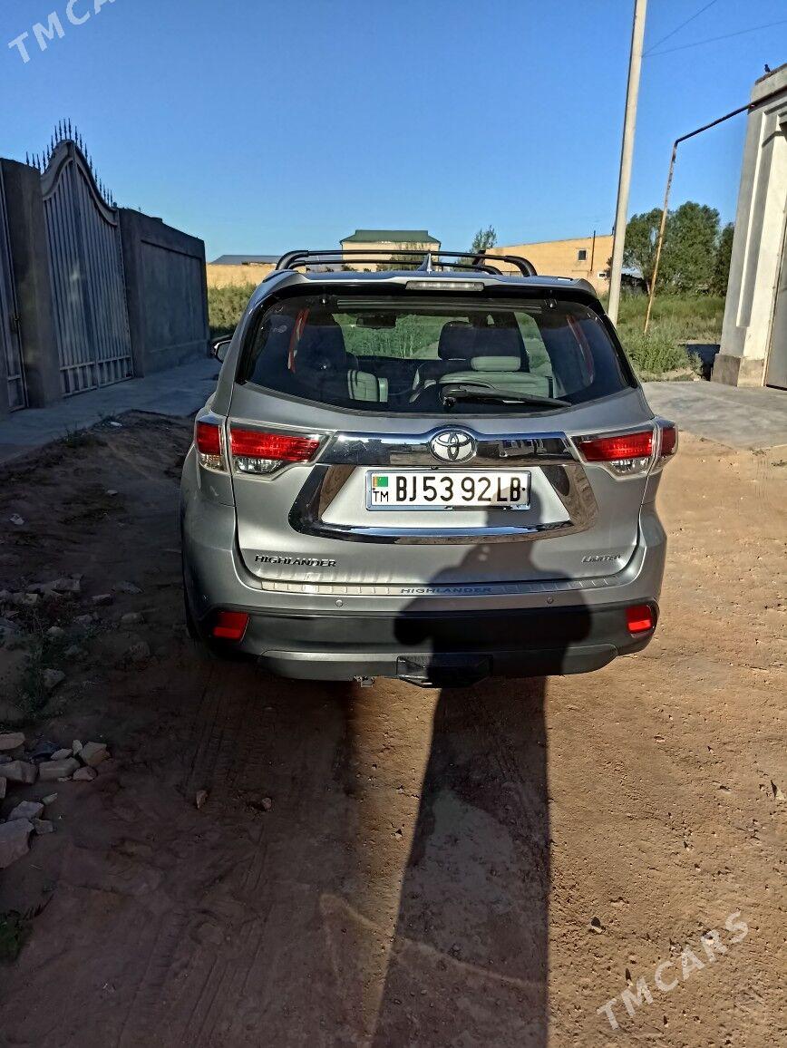 Toyota Highlander 2015 - 410 000 TMT - Туркменабат - img 3