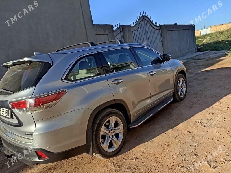 Toyota Highlander 2015 - 410 000 TMT - Туркменабат - img 7