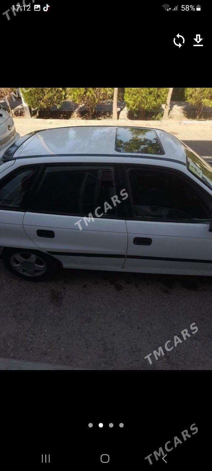 Opel Astra 1992 - 19 000 TMT - Губадаг - img 4