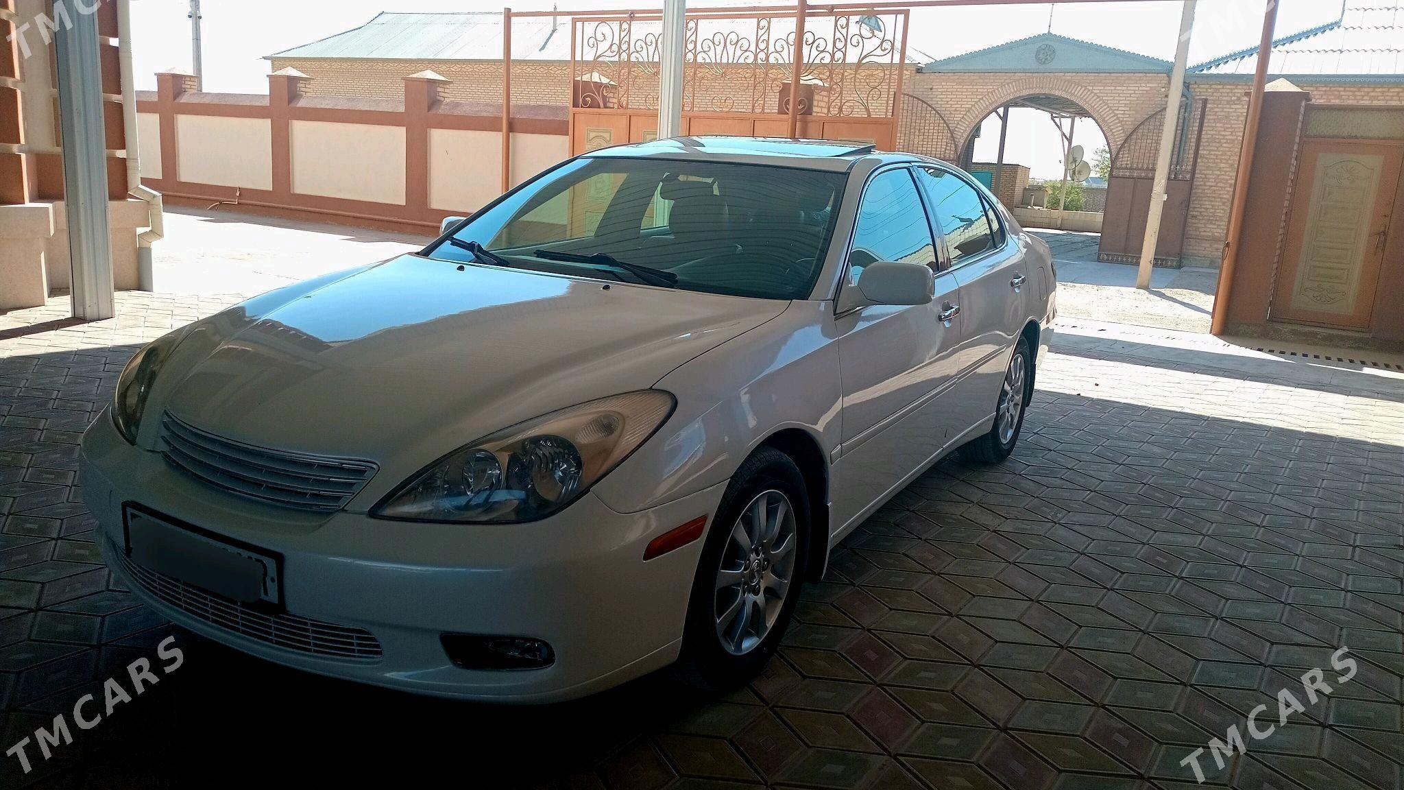 Lexus ES 300 2003 - 182 000 TMT - Mary - img 2