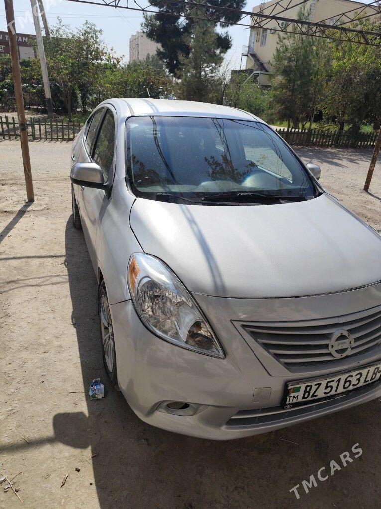 Nissan Versa 2011 - 90 000 TMT - Türkmenabat - img 3