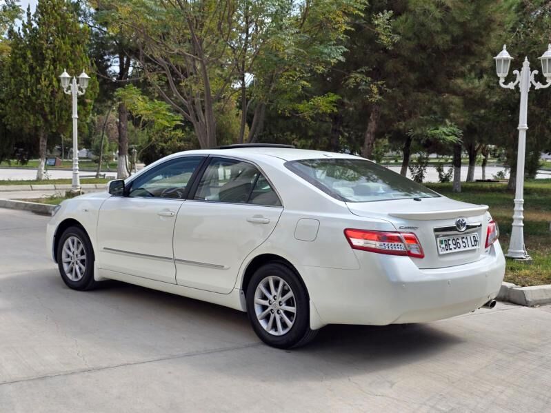 Toyota Camry 2010 - 220 000 TMT - Туркменабат - img 3