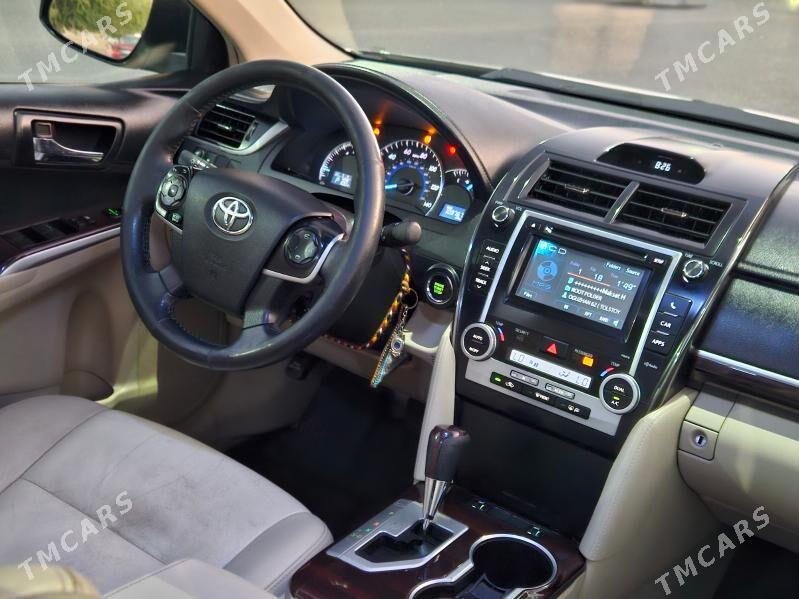 Toyota Camry 2014 - 260 000 TMT - Мары - img 4