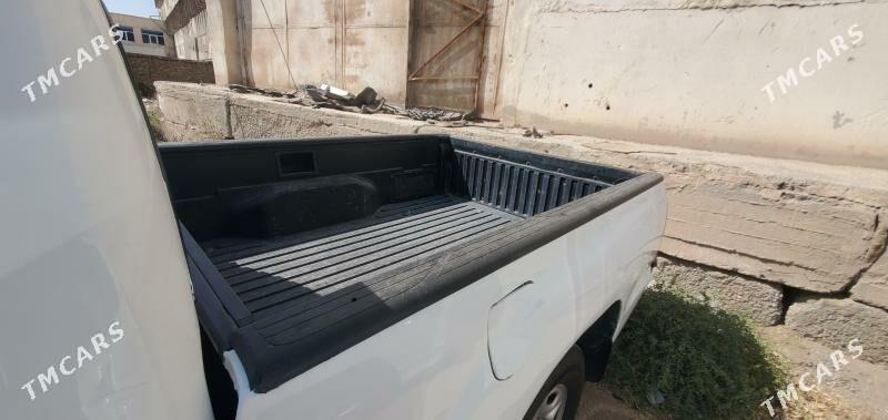 Toyota Tacoma 2008 - 160 000 TMT - Мары - img 3