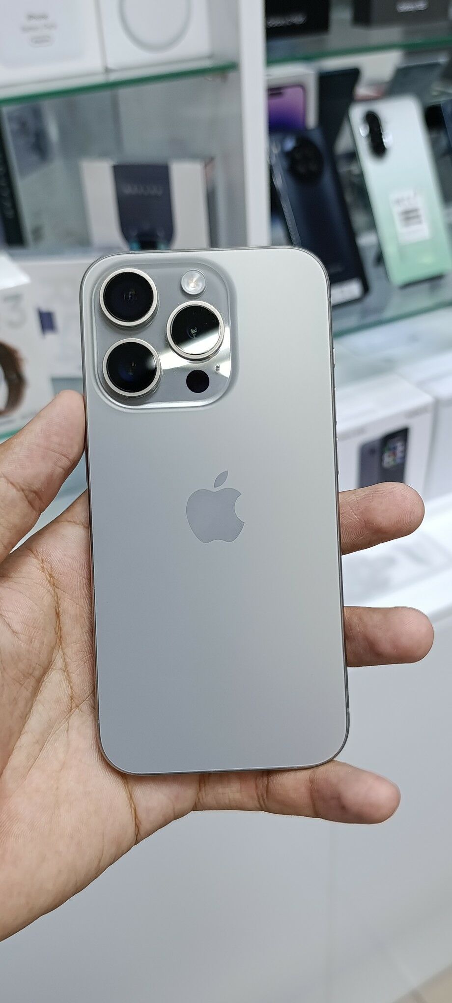iPhone 15 pro - Торговый центр "15 лет Независимости" - img 2