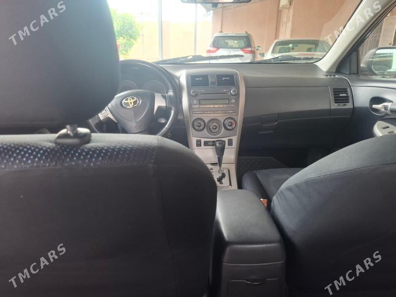 Toyota Corolla 2010 - 148 000 TMT - Туркменабат - img 2