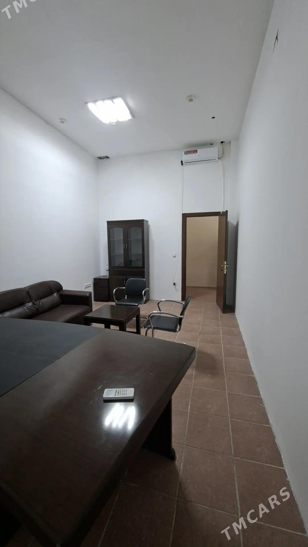 ARENDA OFIS 1 KOM SOWETSKI - Sowetskiý köç. (Garaşsyzlyk şaýoly) - img 1