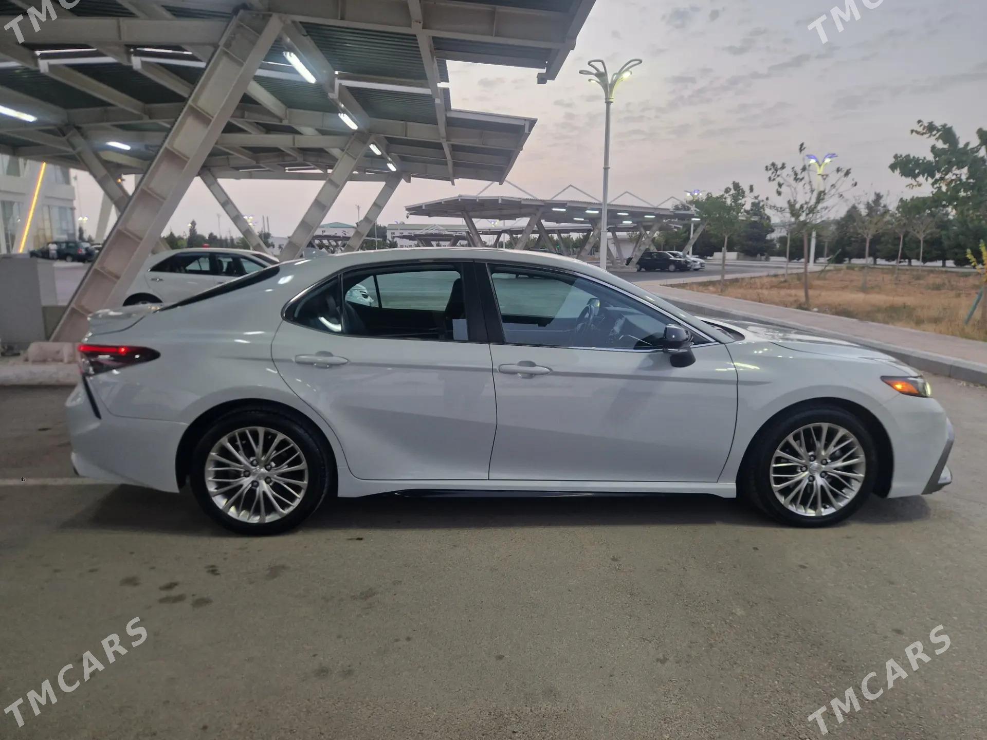 Toyota Camry 2022 - 340 000 TMT - Балканабат - img 1