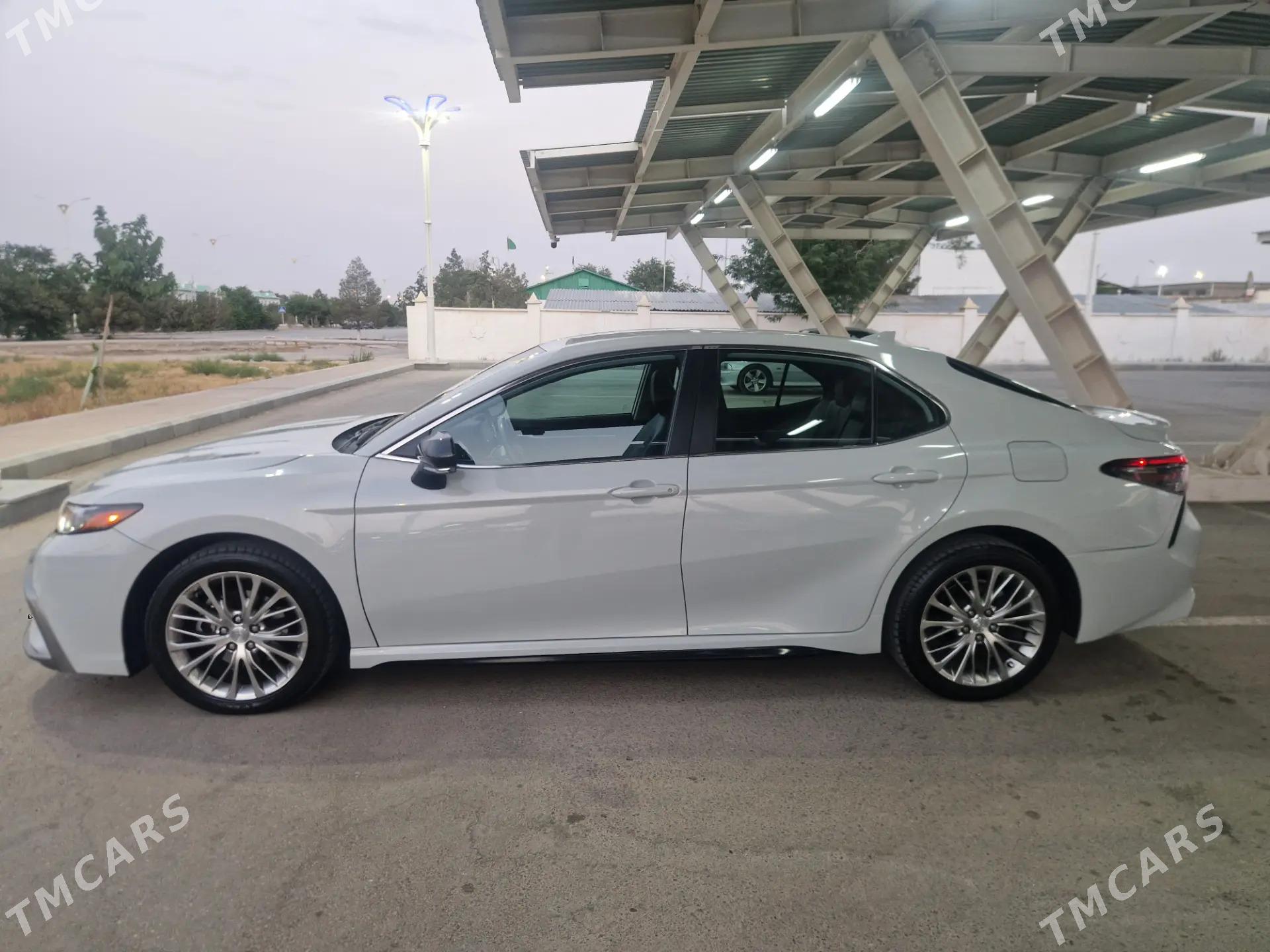 Toyota Camry 2022 - 340 000 TMT - Балканабат - img 3