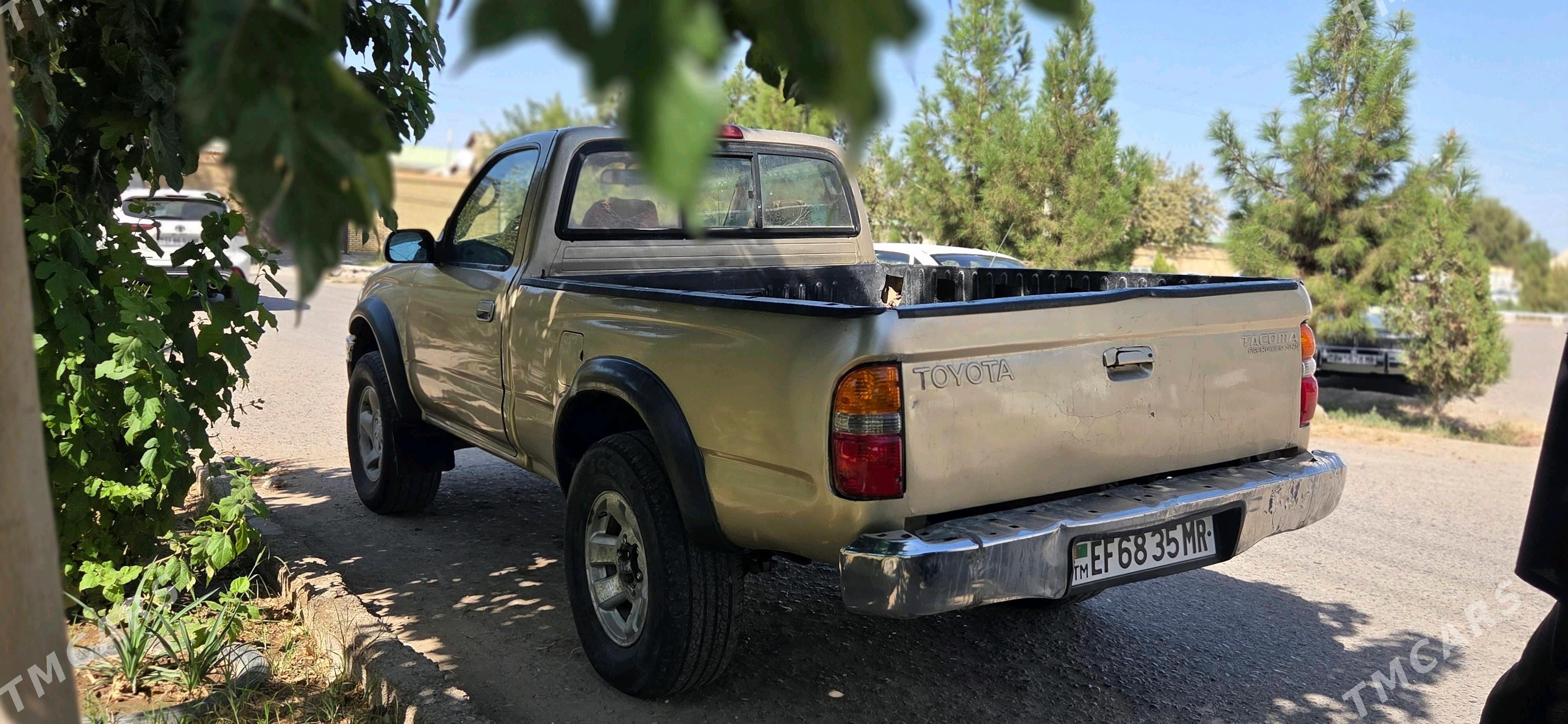 Toyota Tacoma 2002 - 105 000 TMT - Мары - img 4