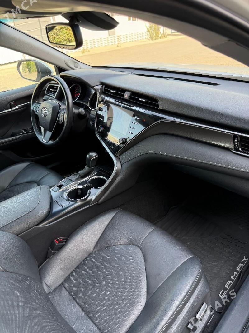 Toyota Camry 2020 - 368 000 TMT - Ашхабад - img 6