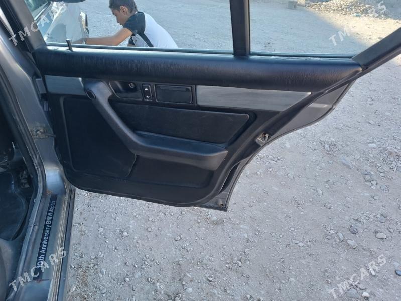 BMW 525 1991 - 65 000 TMT - Balkanabat - img 3