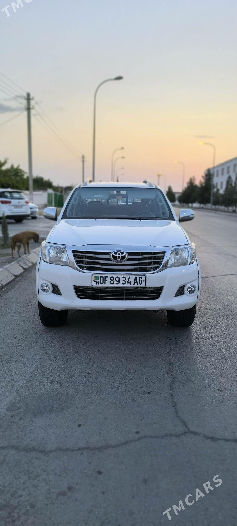 Toyota Hilux 2013 - 330 000 TMT - Gurtly - img 5