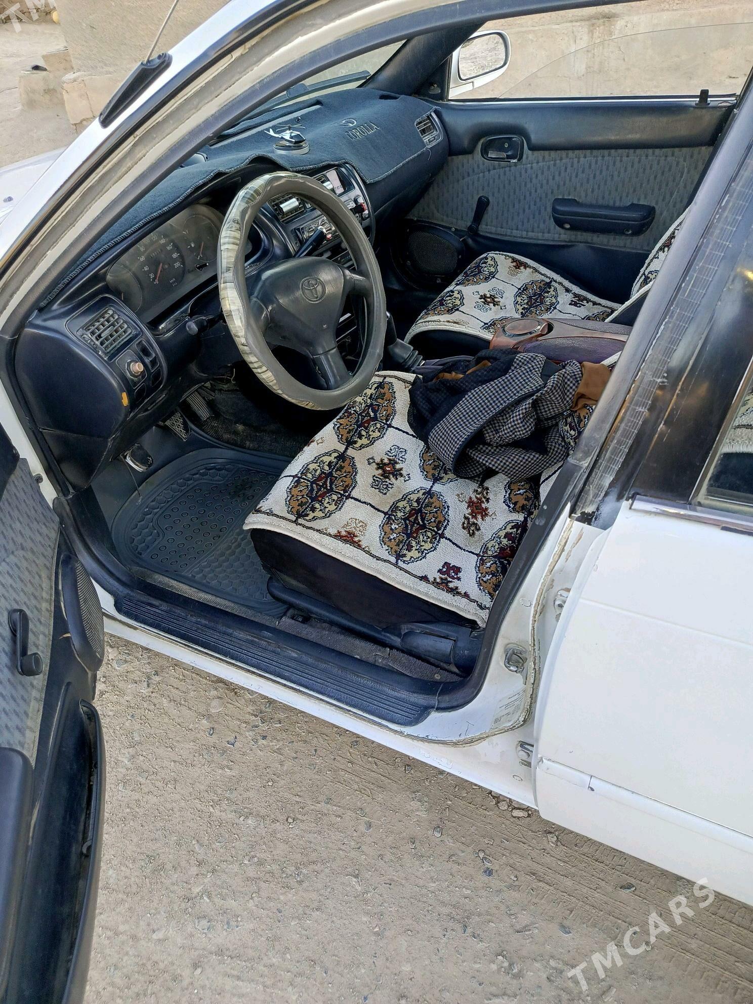 Toyota Corolla 1996 - 42 000 TMT - Магданлы - img 2
