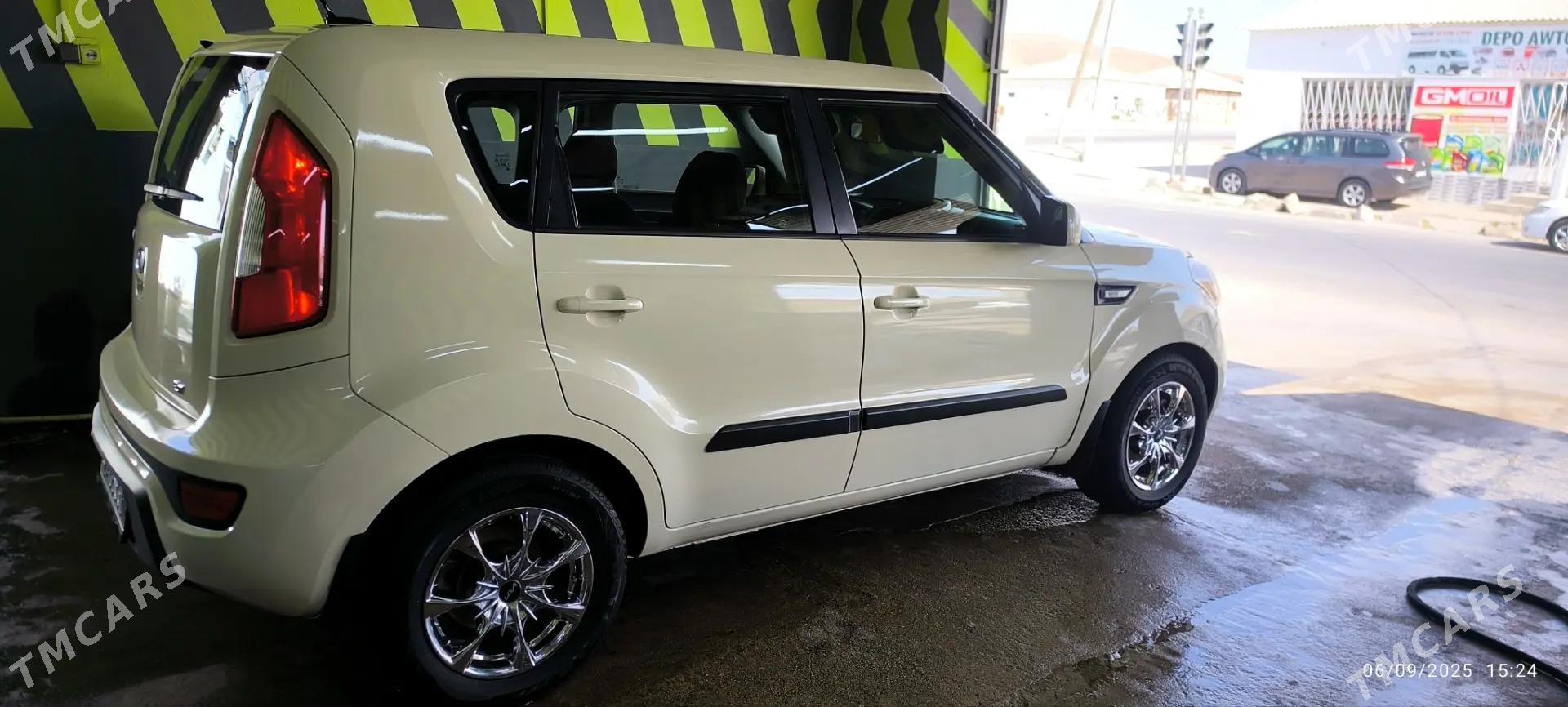 Kia Soul 2011 - 138 000 TMT - Balkanabat - img 3