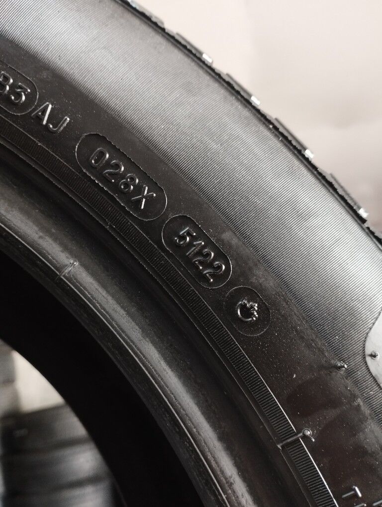 235 55 20 MICHELIN 2 600 TMT - Hitrowka - img 2