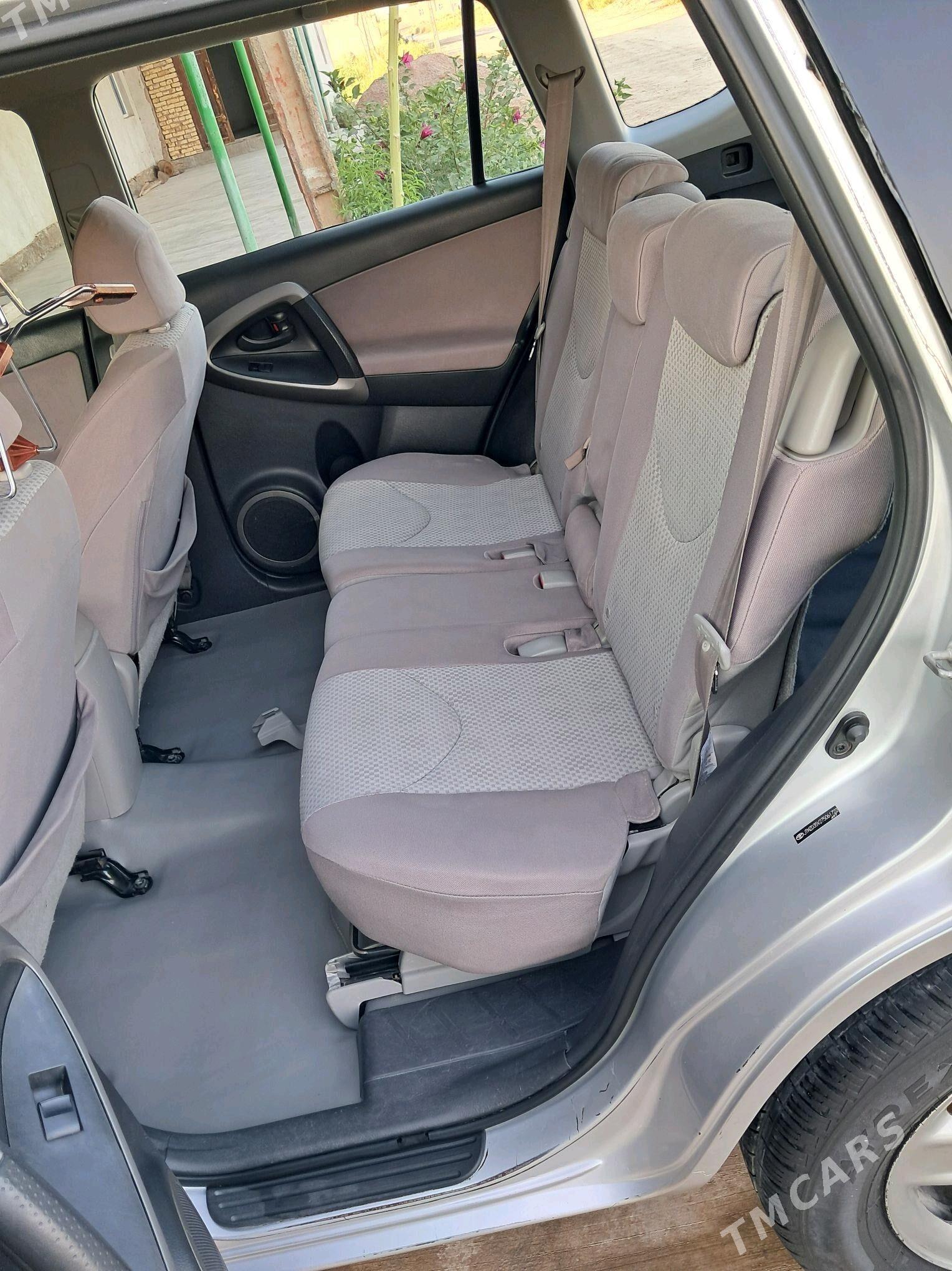 Toyota RAV4 2007 - 165 000 TMT - Болдумсаз - img 2