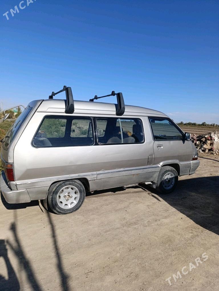 Toyota Town Ace 1990 - 26 000 TMT - Gurbansoltan Eje - img 9