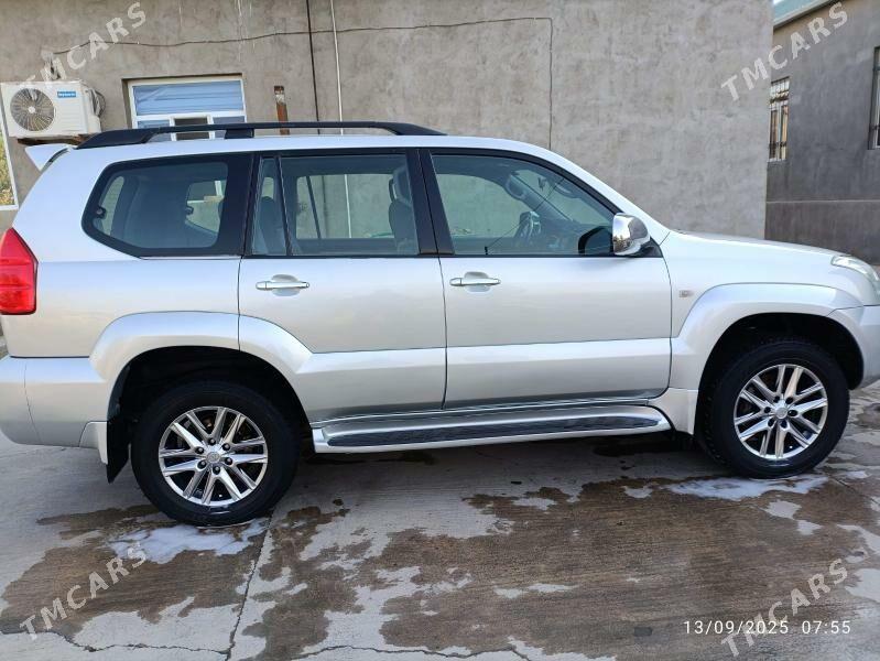 Toyota Land Cruiser Prado 2006 - 350 000 TMT - Magdanly - img 4