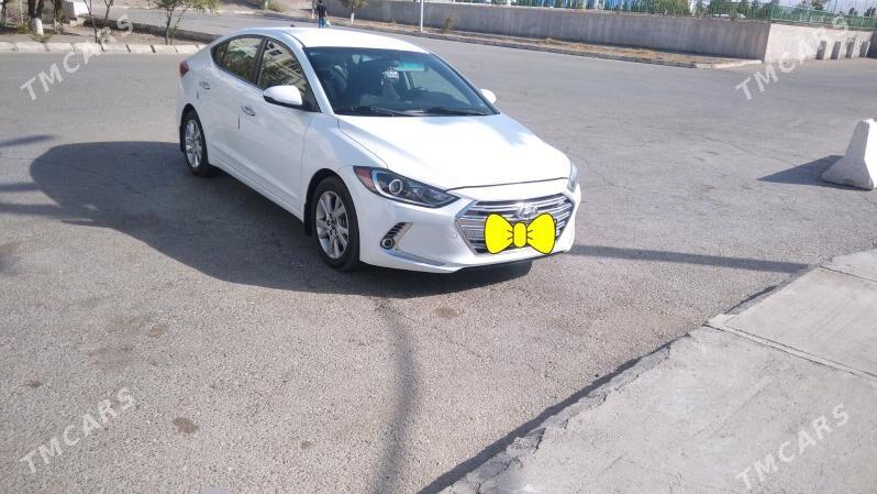 Hyundai Elantra 2017 - 200 000 TMT - 11 мкр - img 2