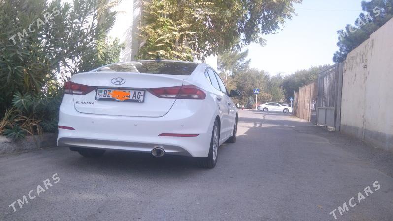 Hyundai Elantra 2017 - 200 000 TMT - 11 мкр - img 4