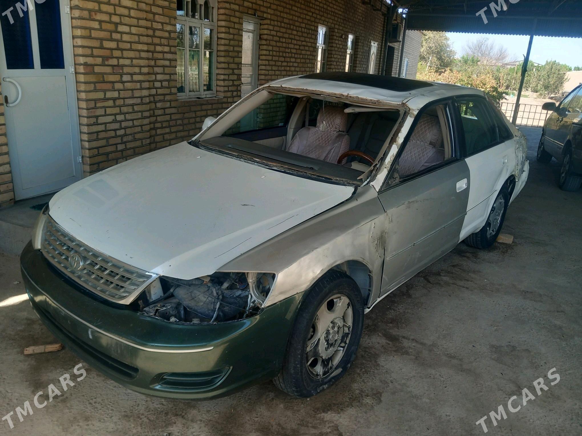 Toyota Avalon 2001 - 82 000 TMT - Murgap - img 4