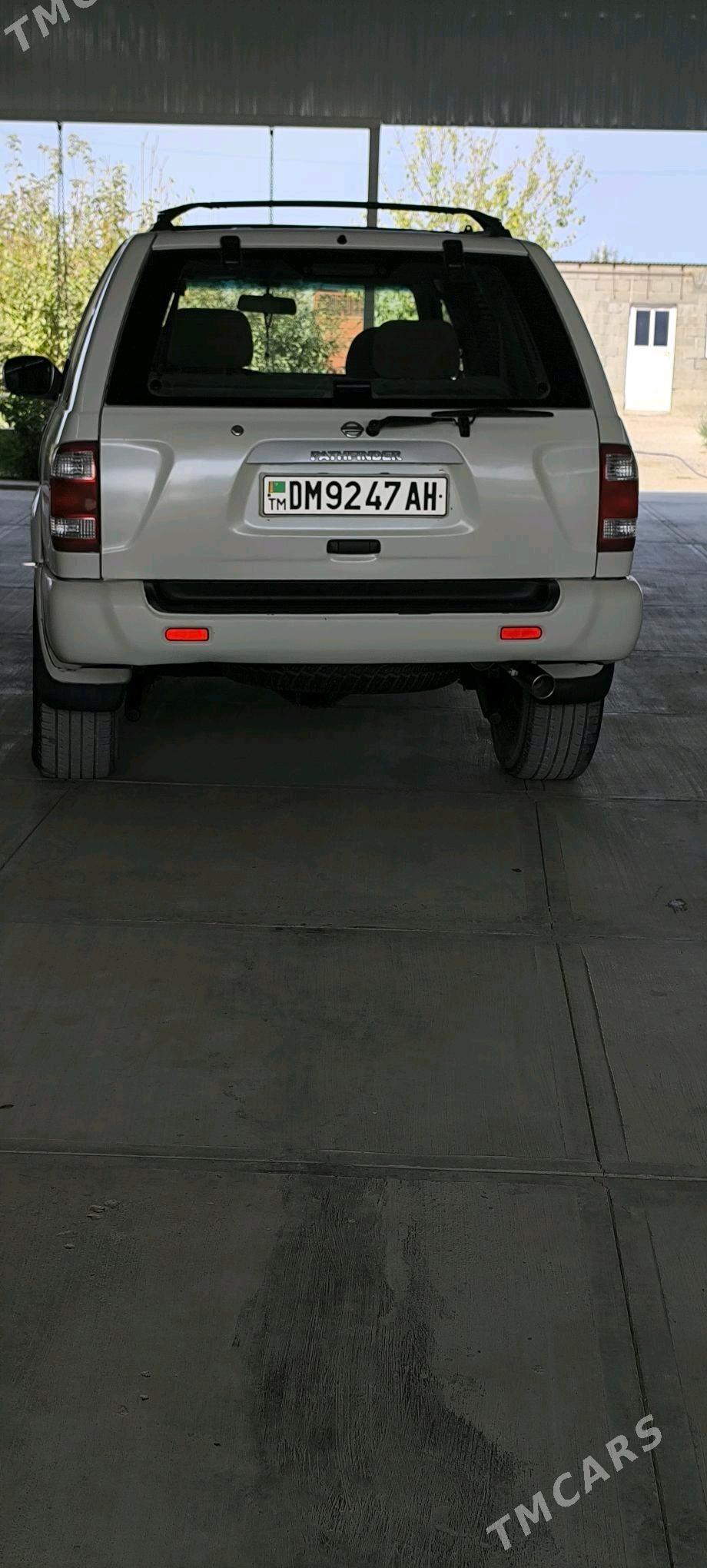 Nissan Pathfinder 2001 - 132 000 TMT - Bäherden - img 5