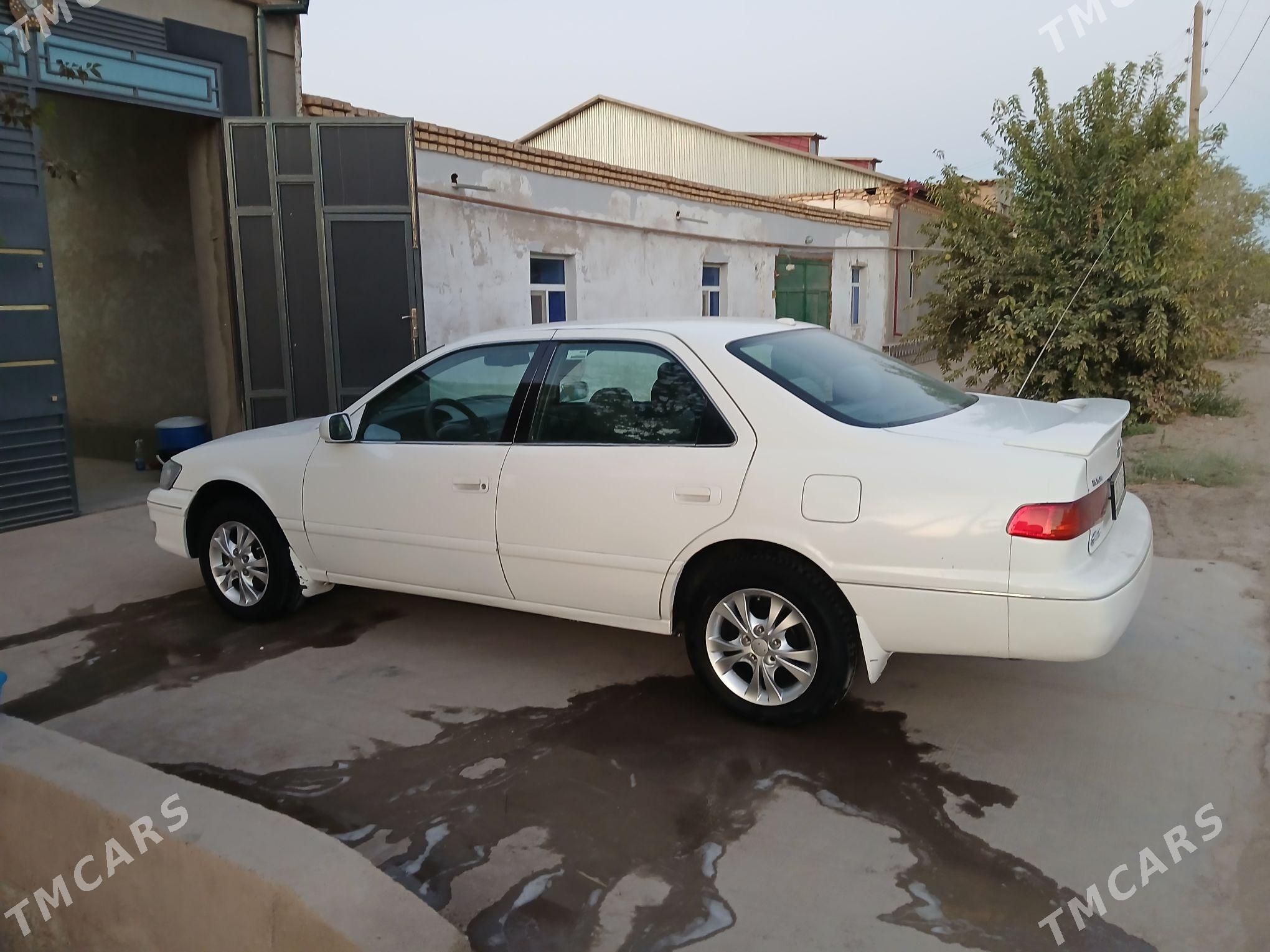 Toyota Camry 2000 - 130 000 TMT - Акдепе - img 6