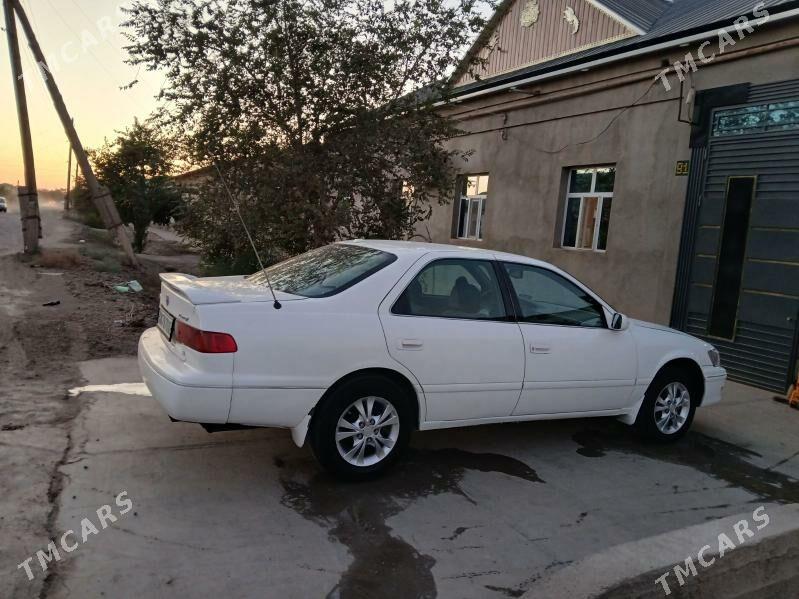 Toyota Camry 2000 - 130 000 TMT - Акдепе - img 7