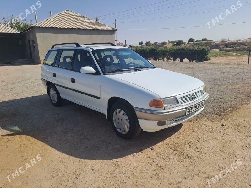 Opel Astra 1995 - 47 000 TMT - Теджен - img 2
