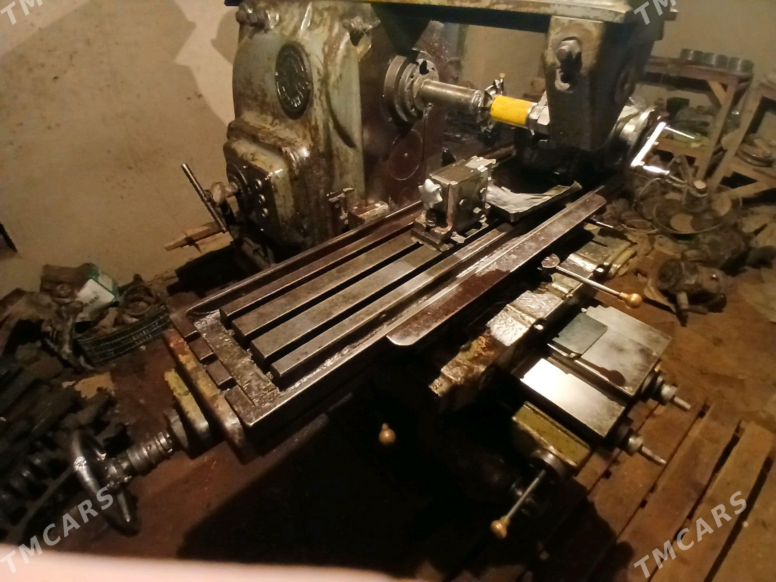 Frezerny stanok - Мургап - img 2