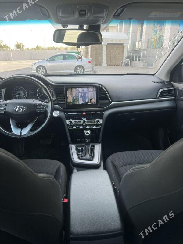 Hyundai Elantra 2019 - 230 000 TMT - Aşgabat - img 4