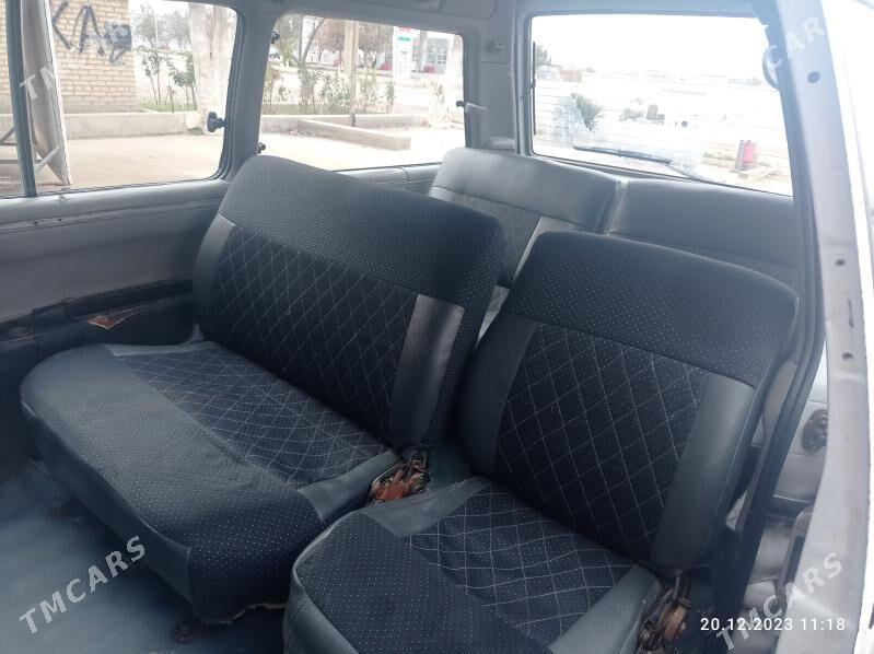 Toyota Hiace 1992 - 28 000 TMT - Mary - img 4