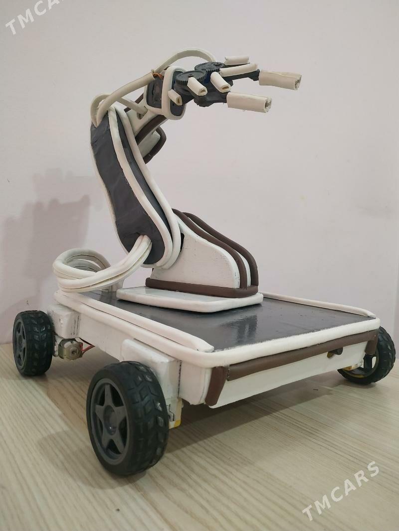 Maket Robot - Кëши - img 1