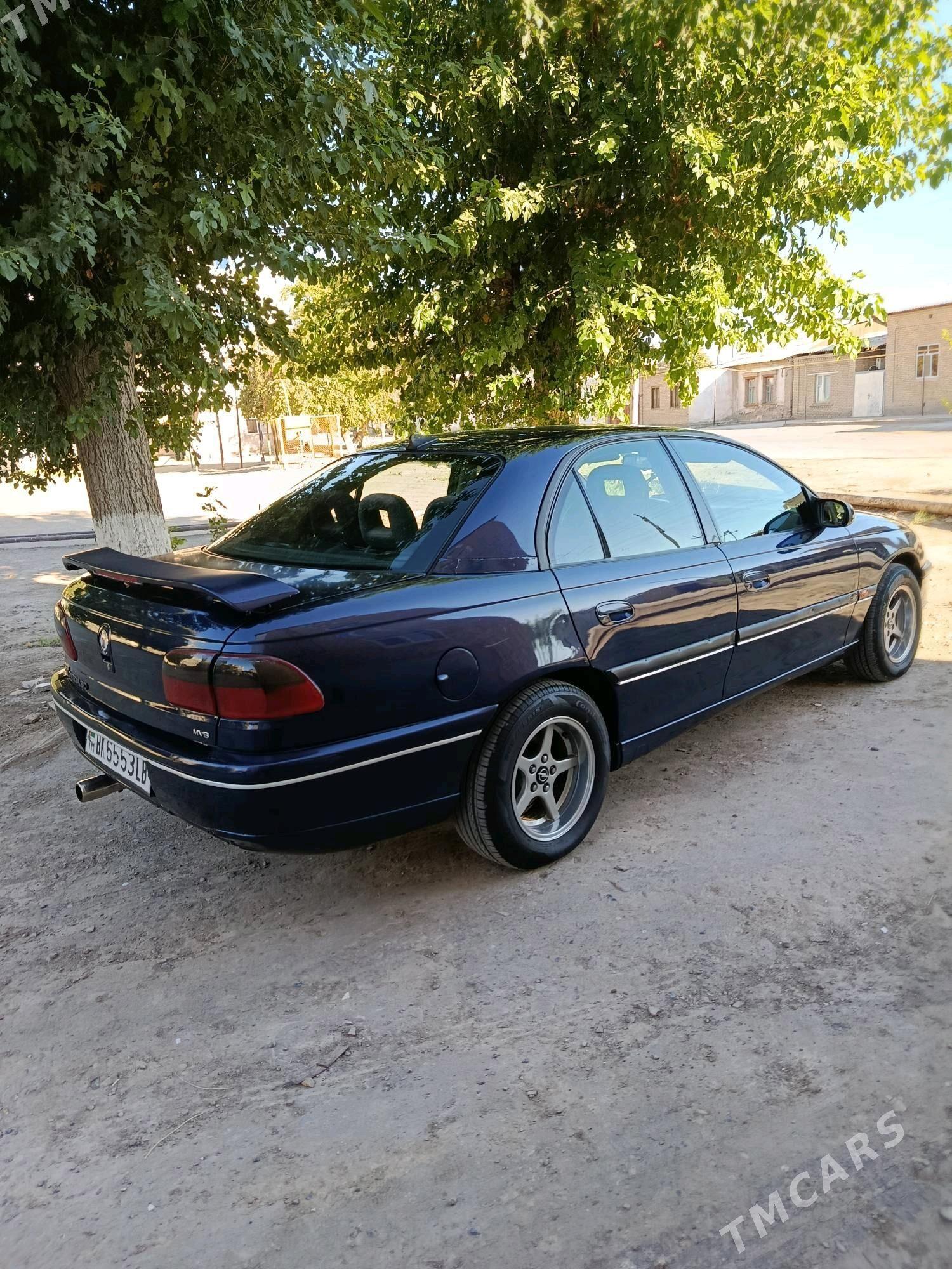 Opel Omega 1995 - 40 000 TMT - Чарджоу - img 2