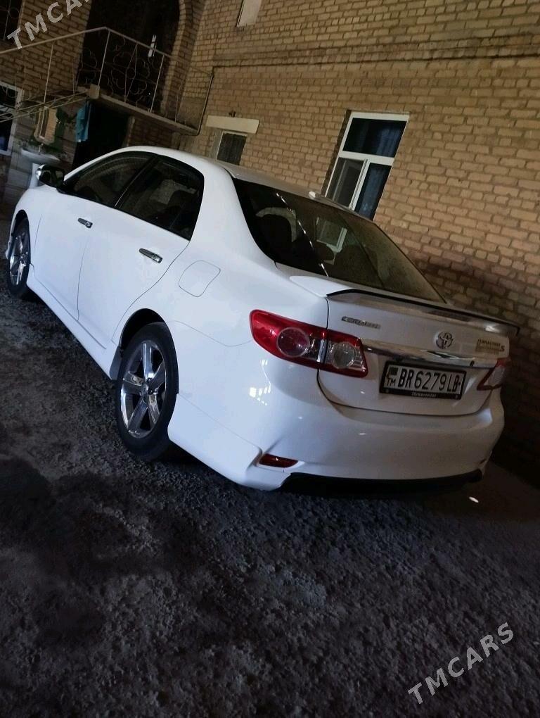 Toyota Corolla 2011 - 150 000 TMT - Türkmenabat - img 4