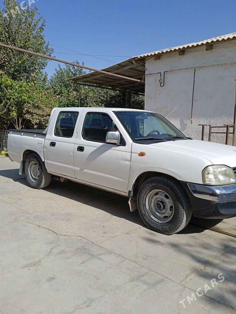 Nissan Navara 2010 - 150 000 TMT - Койтендаг - img 2
