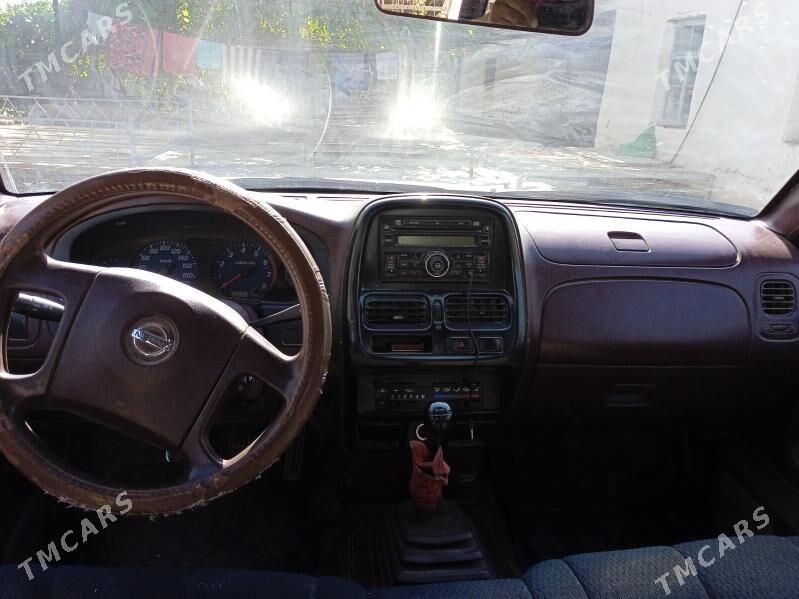 Nissan Navara 2010 - 150 000 TMT - Койтендаг - img 5