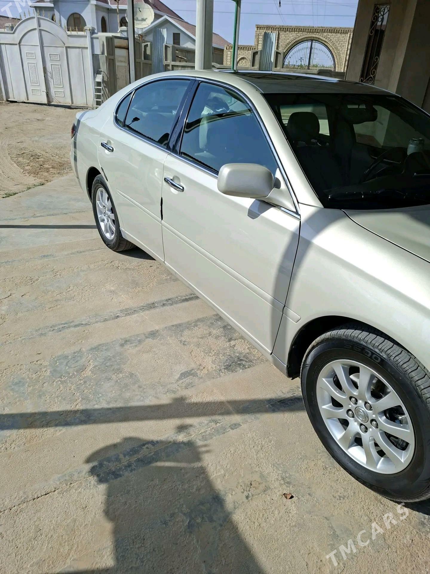 Lexus ES 300 2003 - 190 000 TMT - Türkmenbaşy - img 3