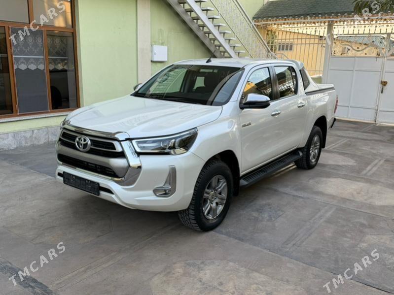Toyota Hilux 2022 - 588 000 TMT - Aşgabat - img 4