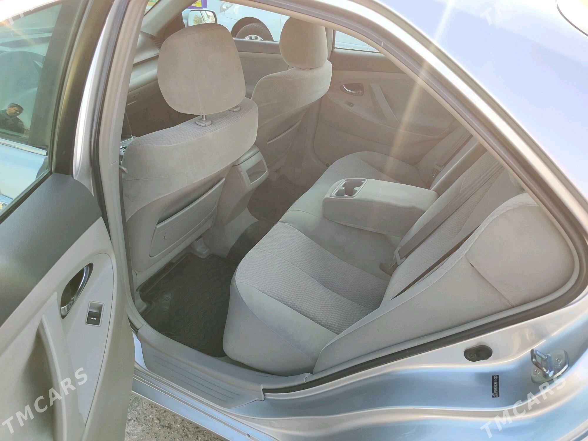 Toyota Camry 2009 - 190 000 TMT - Мары - img 6