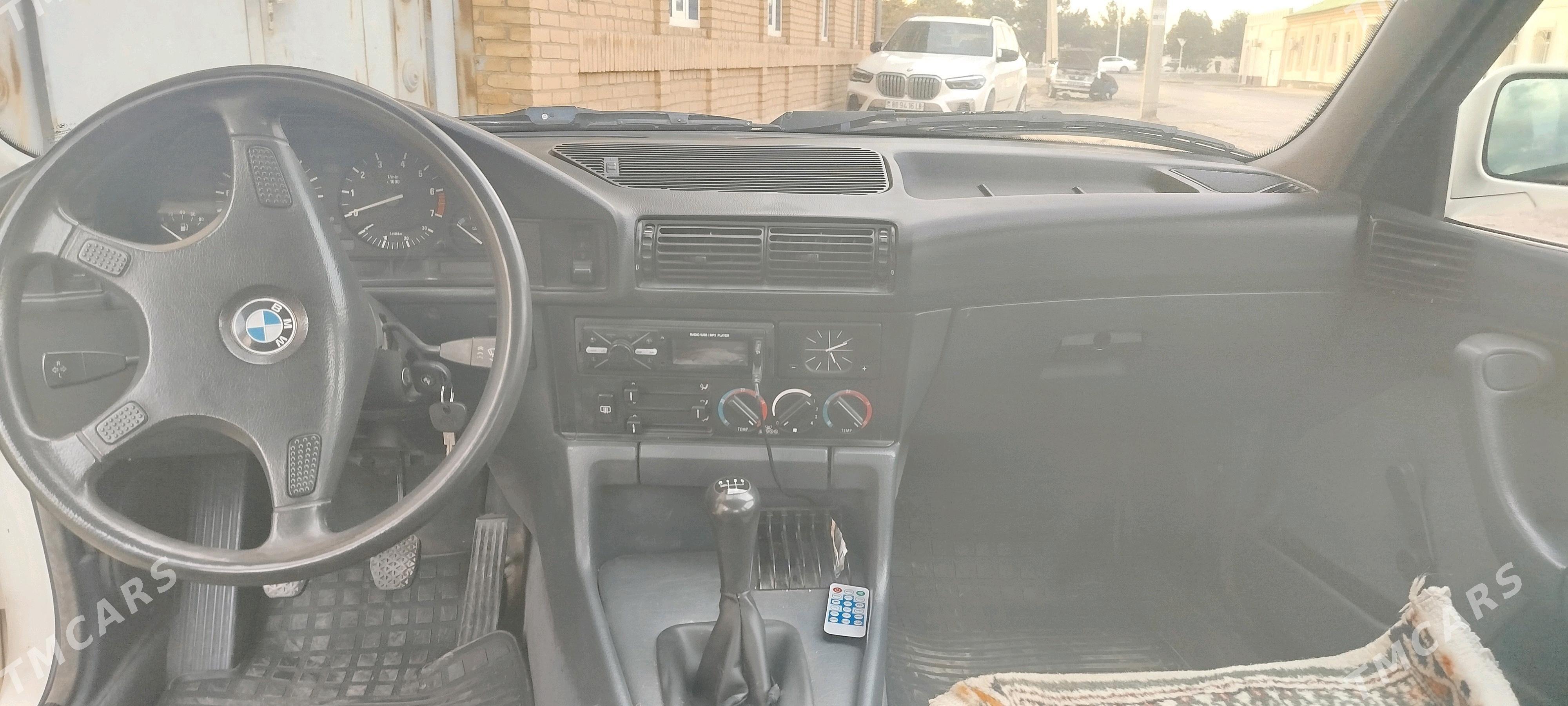 BMW 525 1989 - 70 000 TMT - Туркменабат - img 4