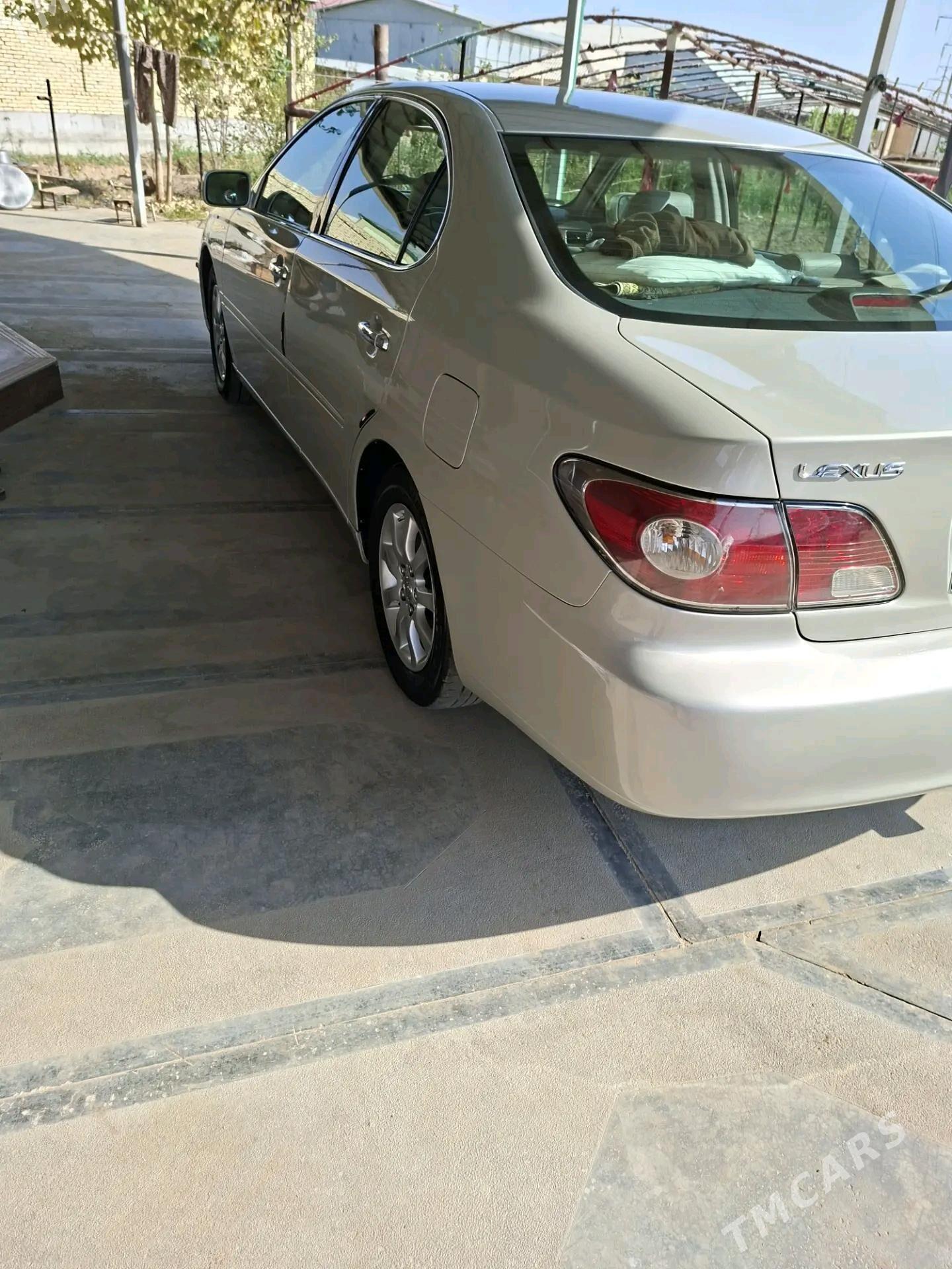 Lexus ES 300 2003 - 190 000 TMT - Türkmenbaşy - img 4