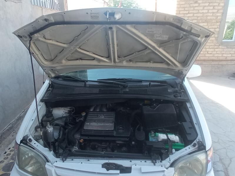 Toyota Sienna 2001 - 170 000 TMT - Тагтабазар - img 4