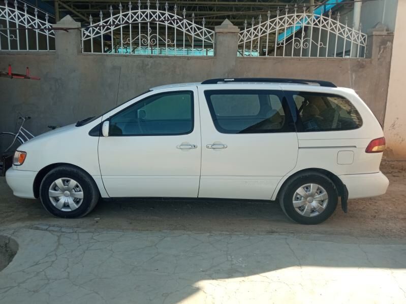 Toyota Sienna 2001 - 170 000 TMT - Тагтабазар - img 7
