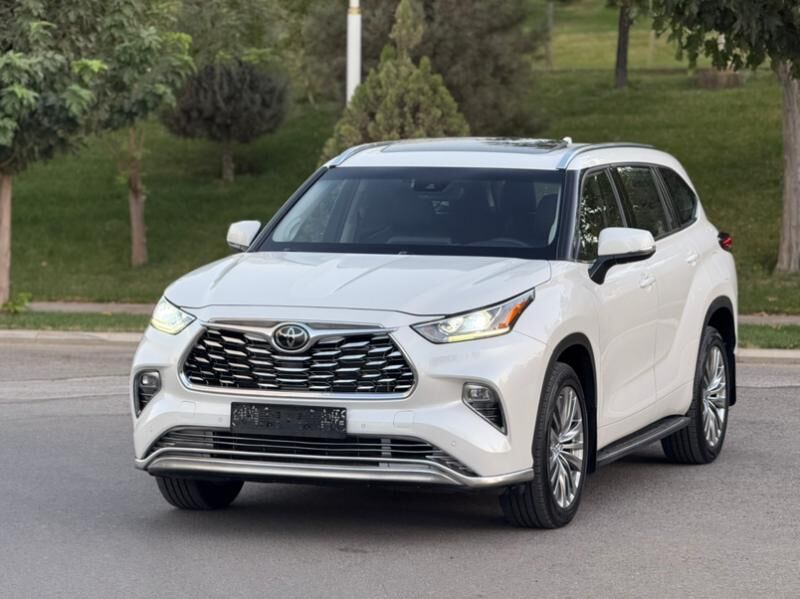 Toyota Highlander 2021 - 668 000 TMT - Ашхабад - img 2