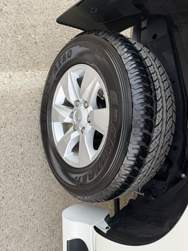 Toyota Land Cruiser Prado 2023 - 1 101 000 TMT - Aşgabat - img 3