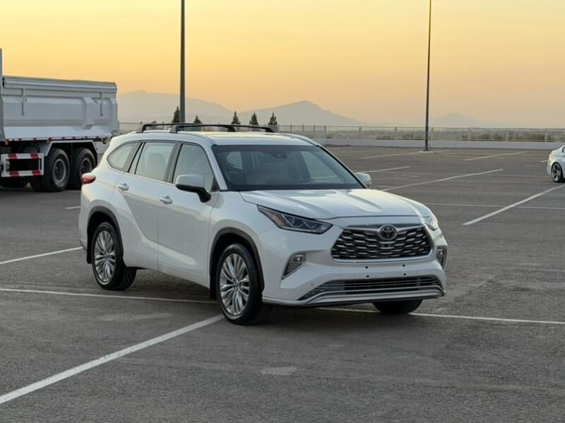 Toyota Highlander 2020 - 825 000 TMT - Aşgabat - img 2