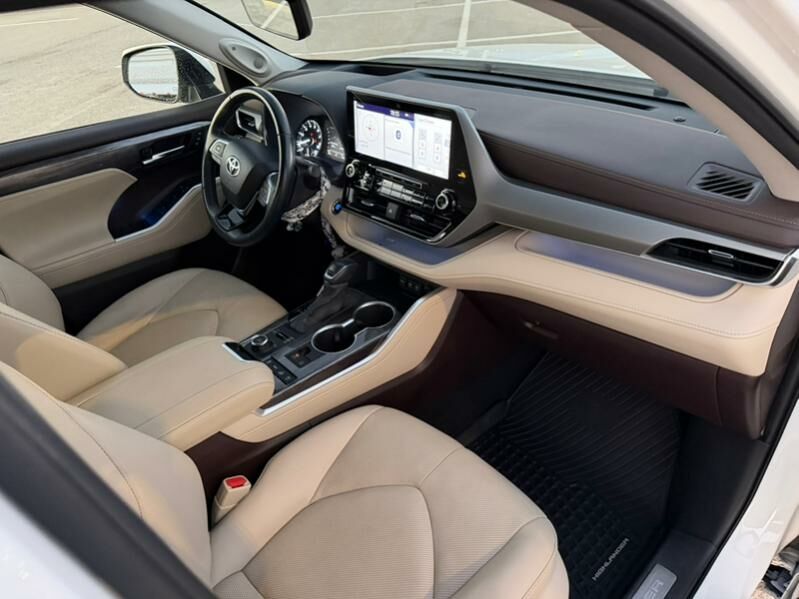 Toyota Highlander 2020 - 825 000 TMT - Aşgabat - img 8